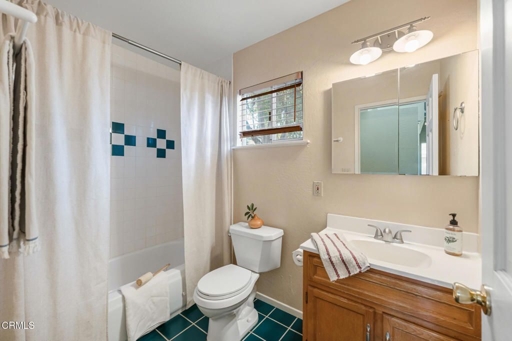 Image 20 of property listing at 259 Prospect Street, Oak View, CA 93022