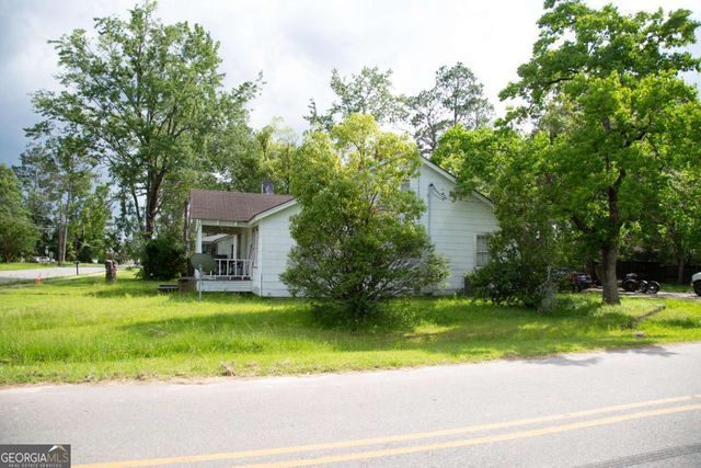 207 Thomas Sreet, Baxley, GA 31513