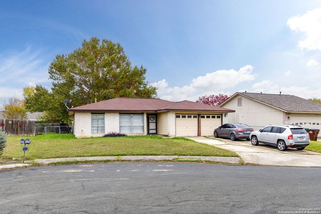 10610 Green Vista St, San Antonio, TX 78223