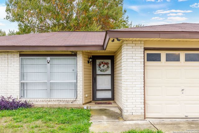 10610 Green Vista St, San Antonio, TX 78223