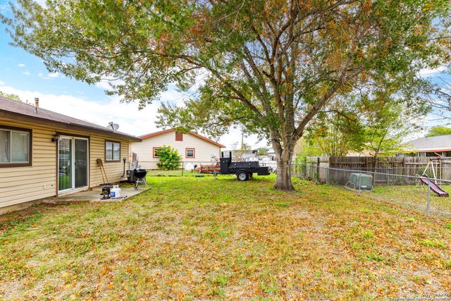 10610 Green Vista St, San Antonio, TX 78223