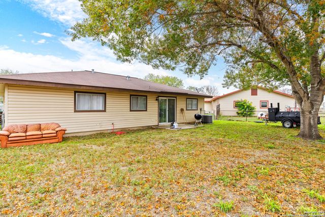 10610 Green Vista St, San Antonio, TX 78223