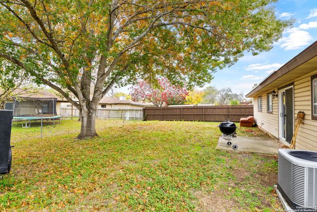 10610 Green Vista St, San Antonio, TX 78223
