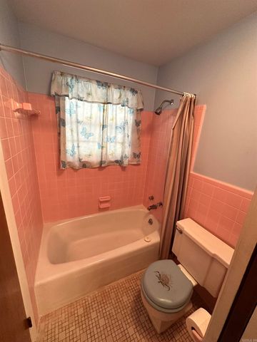 624 Poinsetta Dr., Little Rock, AR 72205