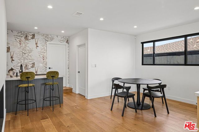4132 Punta Alta Drive, Los Angeles, CA 90008