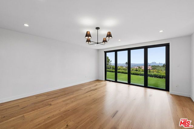 4132 Punta Alta Drive, Los Angeles, CA 90008