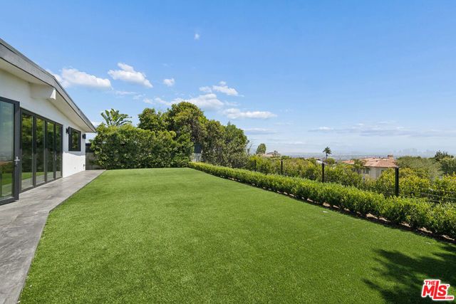 4132 Punta Alta Drive, Los Angeles, CA 90008