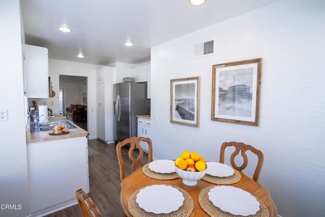 5142 Village 5, Camarillo, CA 93012