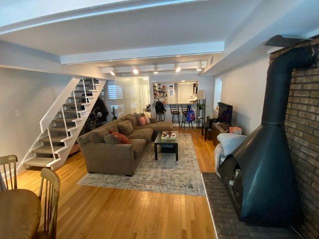 347 W Dickens Avenue 1A, Chicago, IL 60614