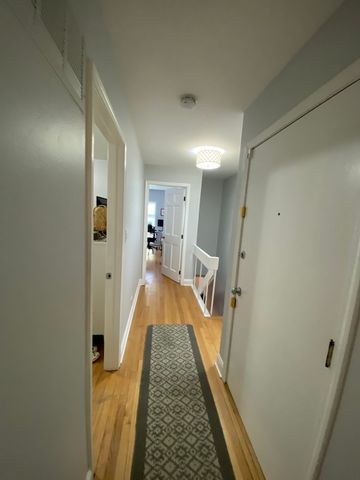 347 W Dickens Avenue 1A, Chicago, IL 60614