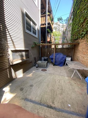 347 W Dickens Avenue 1A, Chicago, IL 60614