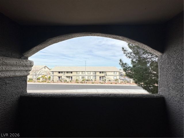 5055 HACIENDA Avenue 2203, Las Vegas, NV 89118