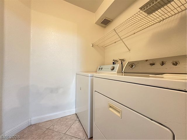 5055 HACIENDA Avenue 2203, Las Vegas, NV 89118