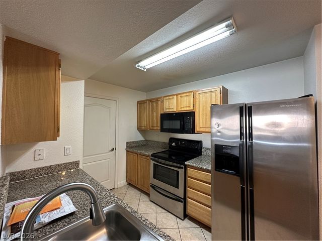 5055 HACIENDA Avenue 2203, Las Vegas, NV 89118