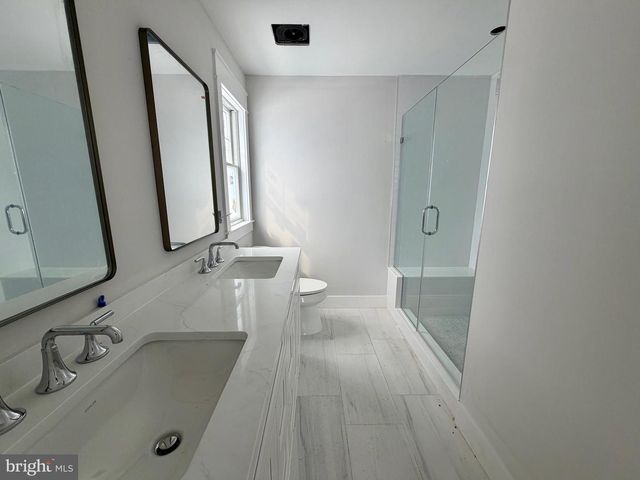 4 W SUMNER AVE, Long Beach Township, NJ 08008