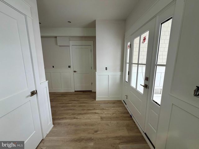 4 W SUMNER AVE, Long Beach Township, NJ 08008