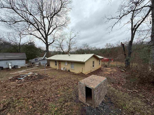 8 Northwood Drive, Highland, AR 72542