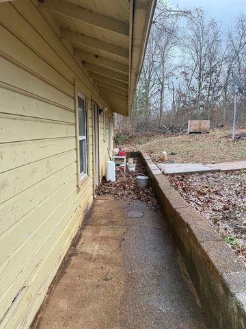 8 Northwood Drive, Highland, AR 72542