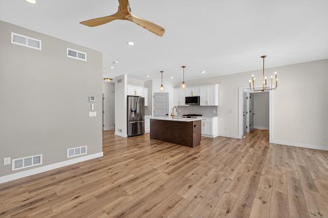 1064 Kamperschroer Way, Sun Prairie, WI 53590