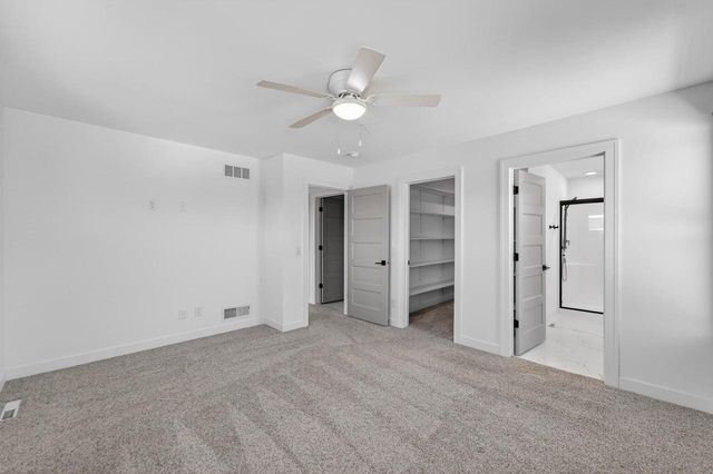 1064 Kamperschroer Way, Sun Prairie, WI 53590