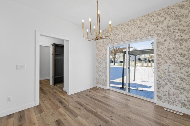 1064 Kamperschroer Way, Sun Prairie, WI 53590