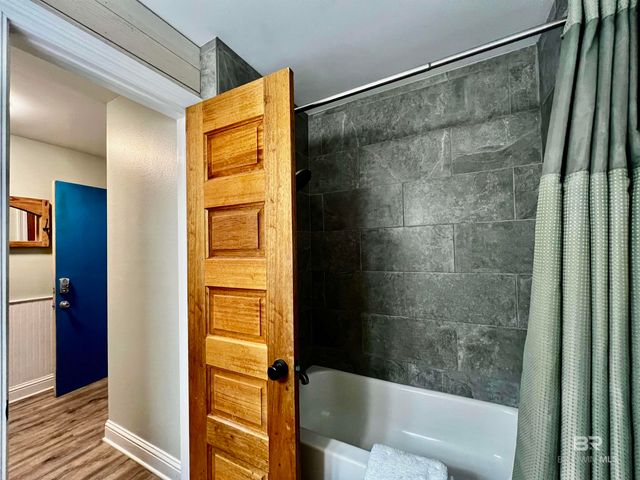 388 E Beach Boulevard B1, Gulf Shores, AL 36542