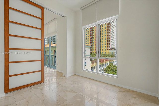 9055 SW 73rd Court 602, Miami, FL 33156