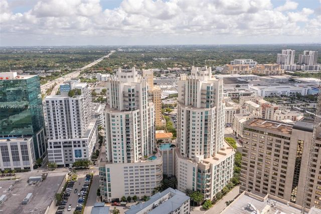 9055 SW 73rd Court 602, Miami, FL 33156
