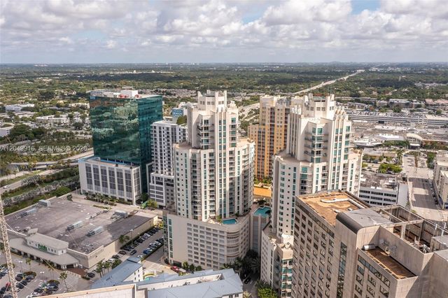 9055 SW 73rd Court 602, Miami, FL 33156
