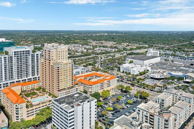 9055 SW 73rd Court 602, Miami, FL 33156