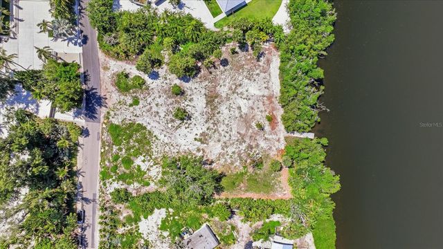 7723 SANDERLING ROAD, Sarasota, FL 34242