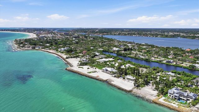 7723 SANDERLING ROAD, Sarasota, FL 34242