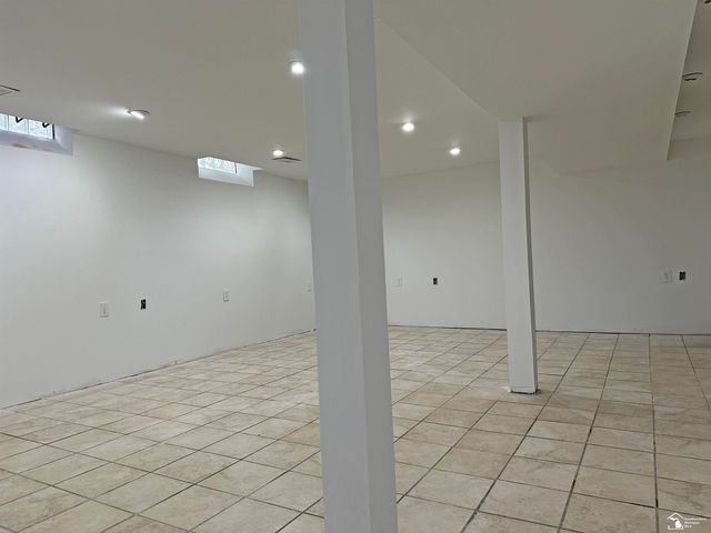 6721 Buhr Street, Hamtramck, MI 48212