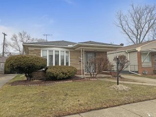 6721 Buhr Street, Hamtramck, MI 48212