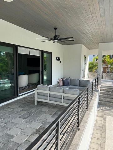 790 CORDOVA BOULEVARD NE, St Petersburg, FL 33704