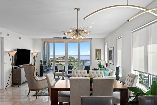 1325 SNELL ISLE BOULEVARD NE 507, St Petersburg, FL 33704
