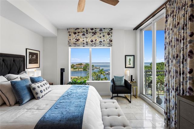 1325 SNELL ISLE BOULEVARD NE 507, St Petersburg, FL 33704