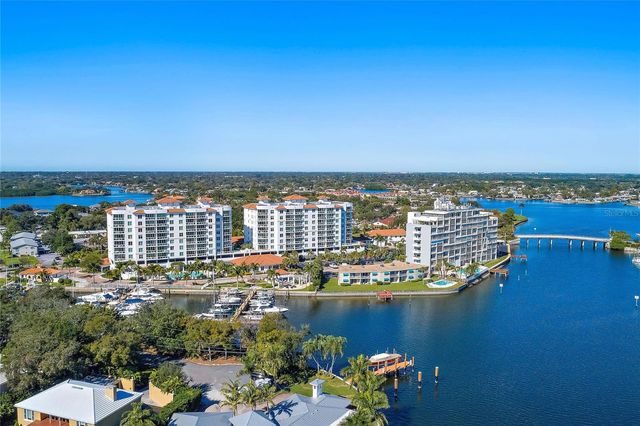 1325 SNELL ISLE BOULEVARD NE 507, St Petersburg, FL 33704