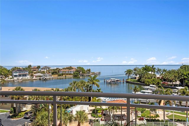 1325 SNELL ISLE BOULEVARD NE 507, St Petersburg, FL 33704