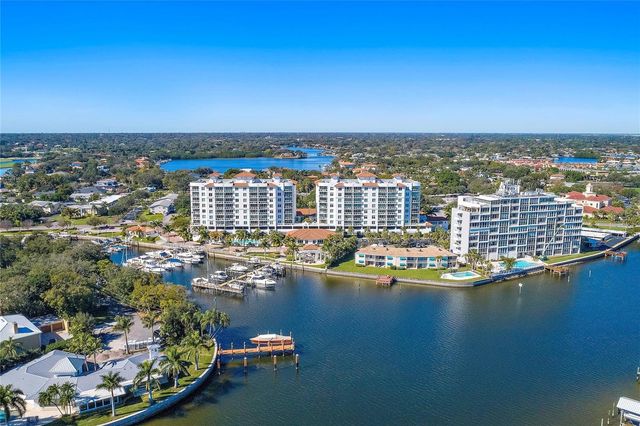 1325 SNELL ISLE BOULEVARD NE 507, St Petersburg, FL 33704