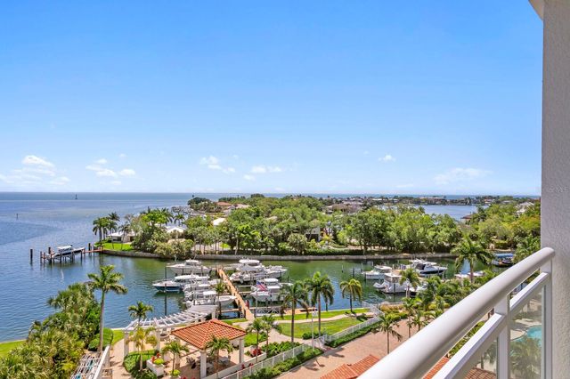 1325 SNELL ISLE BOULEVARD NE 507, St Petersburg, FL 33704