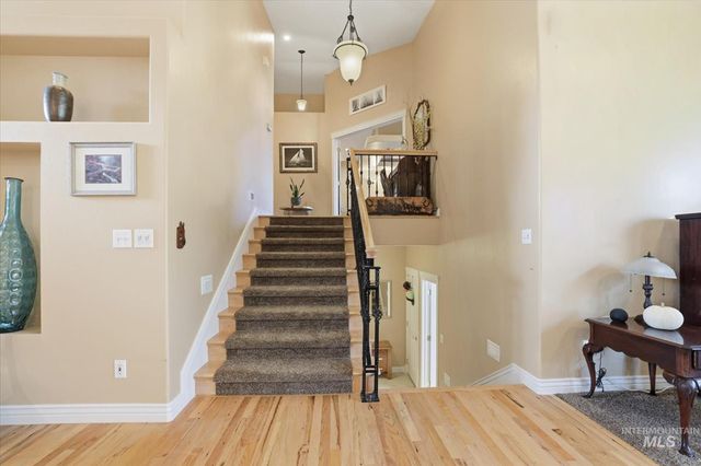 2676 S Velvet Falls Way, Meridian, ID 83642