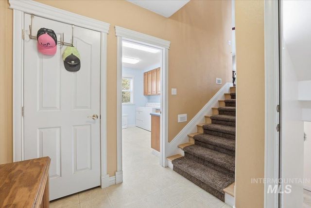 2676 S Velvet Falls Way, Meridian, ID 83642