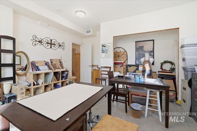 2676 S Velvet Falls Way, Meridian, ID 83642