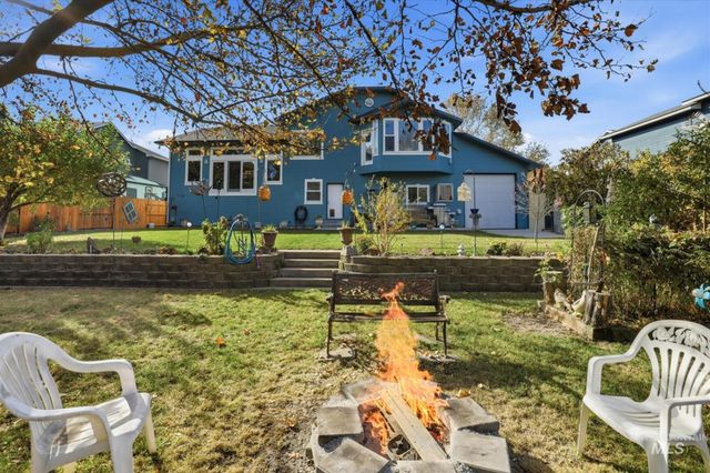 2676 S Velvet Falls Way, Meridian, ID 83642