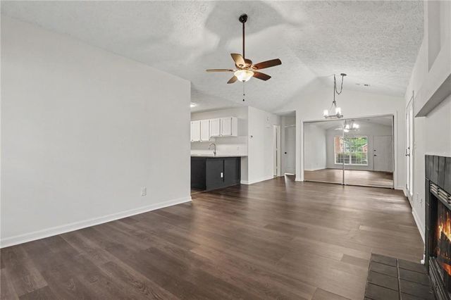 3075 Barnwood Crossing, Duluth, GA 30097