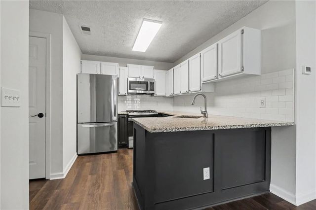 3075 Barnwood Crossing, Duluth, GA 30097