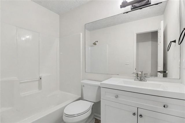 3075 Barnwood Crossing, Duluth, GA 30097