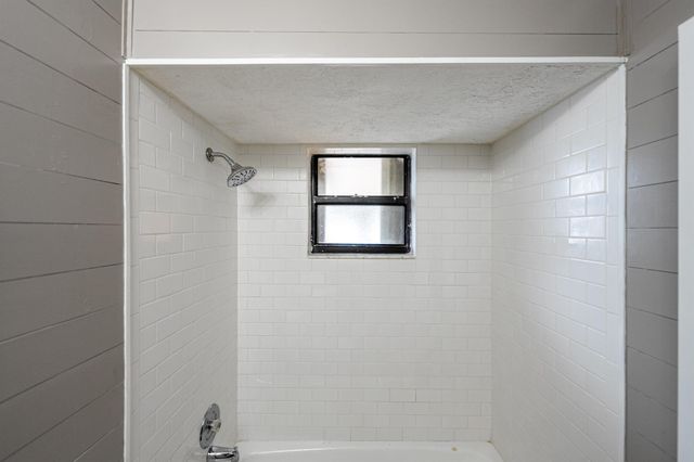 798 SE Thanksgiving Avenue, Port St Lucie, FL 34984