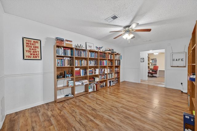 1807 Westcrest Drive, Arlington, TX 76013